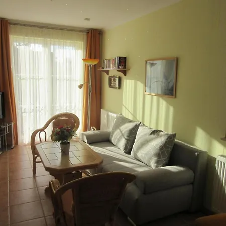 Sonnige Ferienwohnung In Mit Terrasse, Grill Und Garten Διαμέρισμα