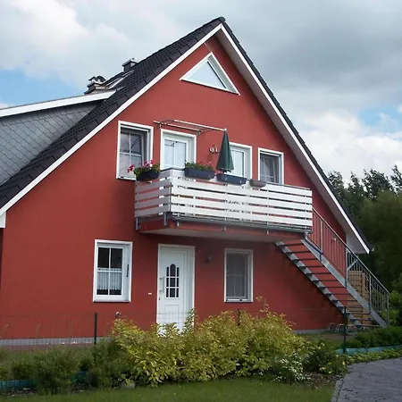 Sonnige Ferienwohnung In Mit Terrasse, Grill Und Garten Börgerende-Rethwisch